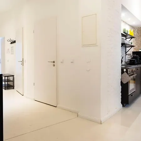 Cosy Three Br Two Bth Plus Ac Plus Self Checkin Plus Street Parking Berlin Exterior foto